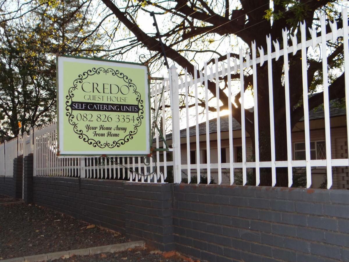 Credo Guest House Bloemfontein Eksteriør bilde