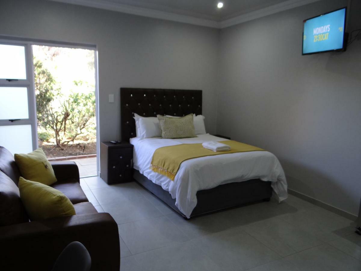 Credo Guest House Bloemfontein Eksteriør bilde