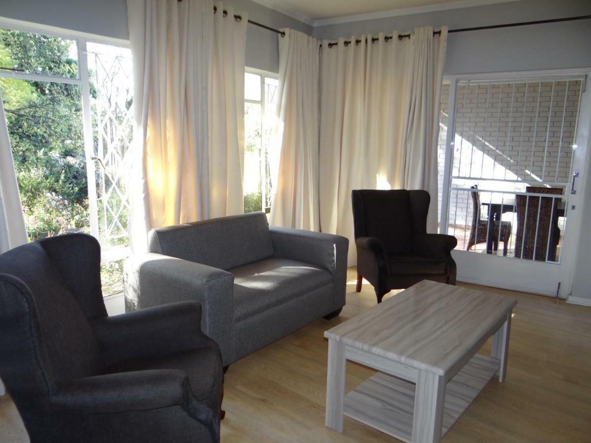 Credo Guest House Bloemfontein Eksteriør bilde